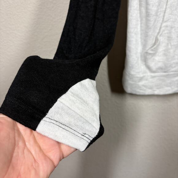 Maple Sage Womens Size Small Colorblock Hoodie Tunic White Black Long Sleeves - Picture 4 of 9